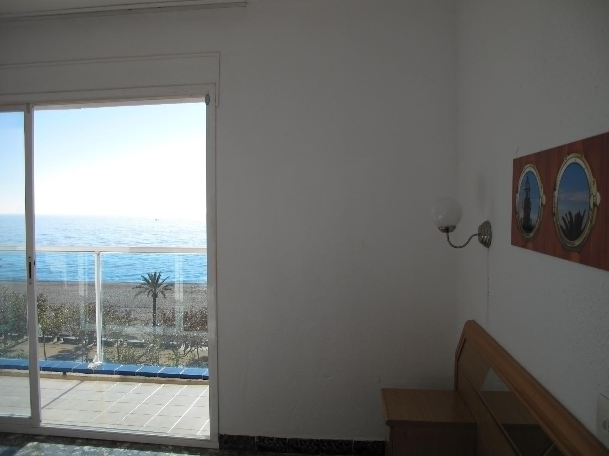 Hotel Fragata Calella Exteriör bild