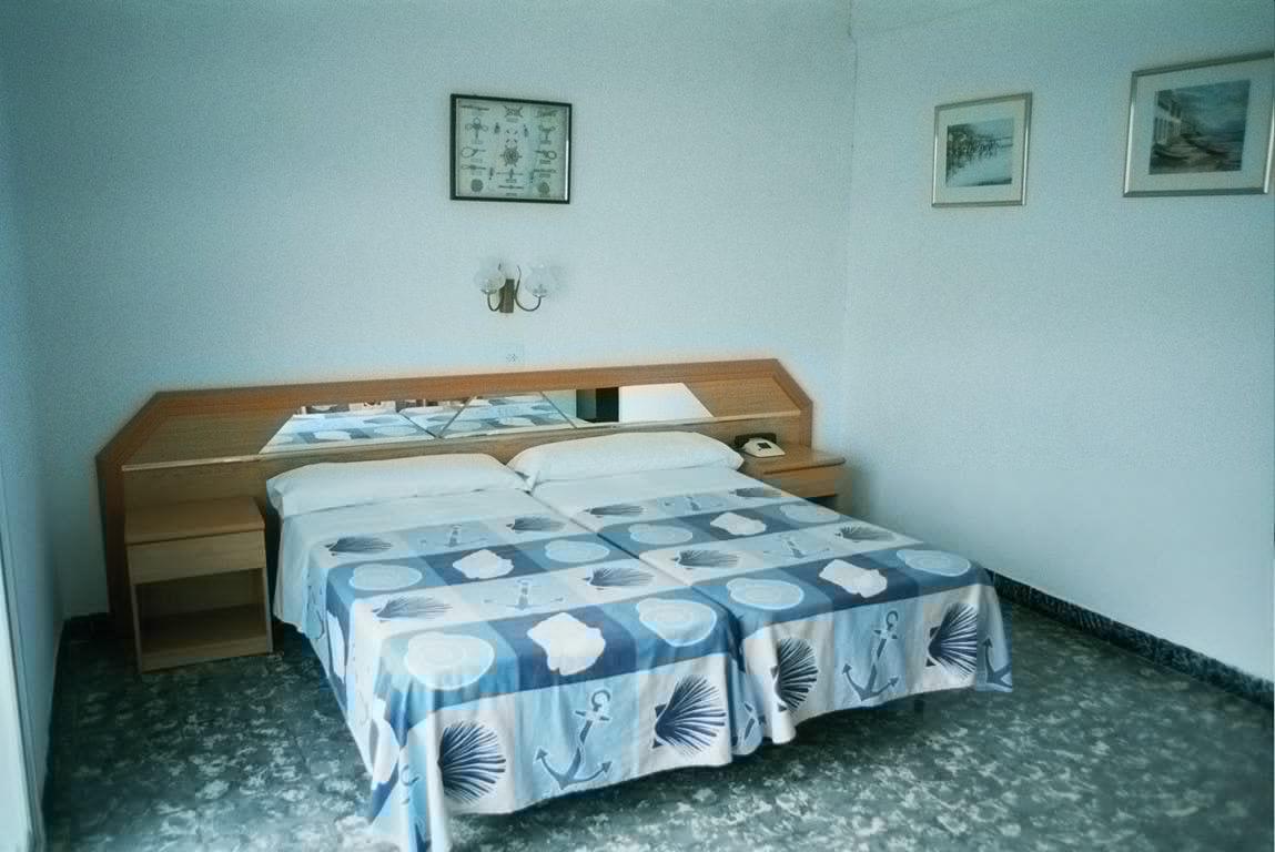Hotel Fragata Calella Exteriör bild
