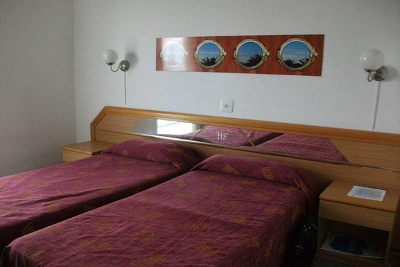 Hotel Fragata Calella Exteriör bild
